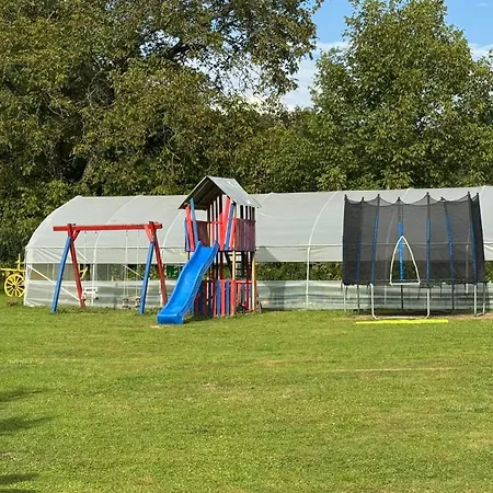 Simetic 팜스테이 Rastoka